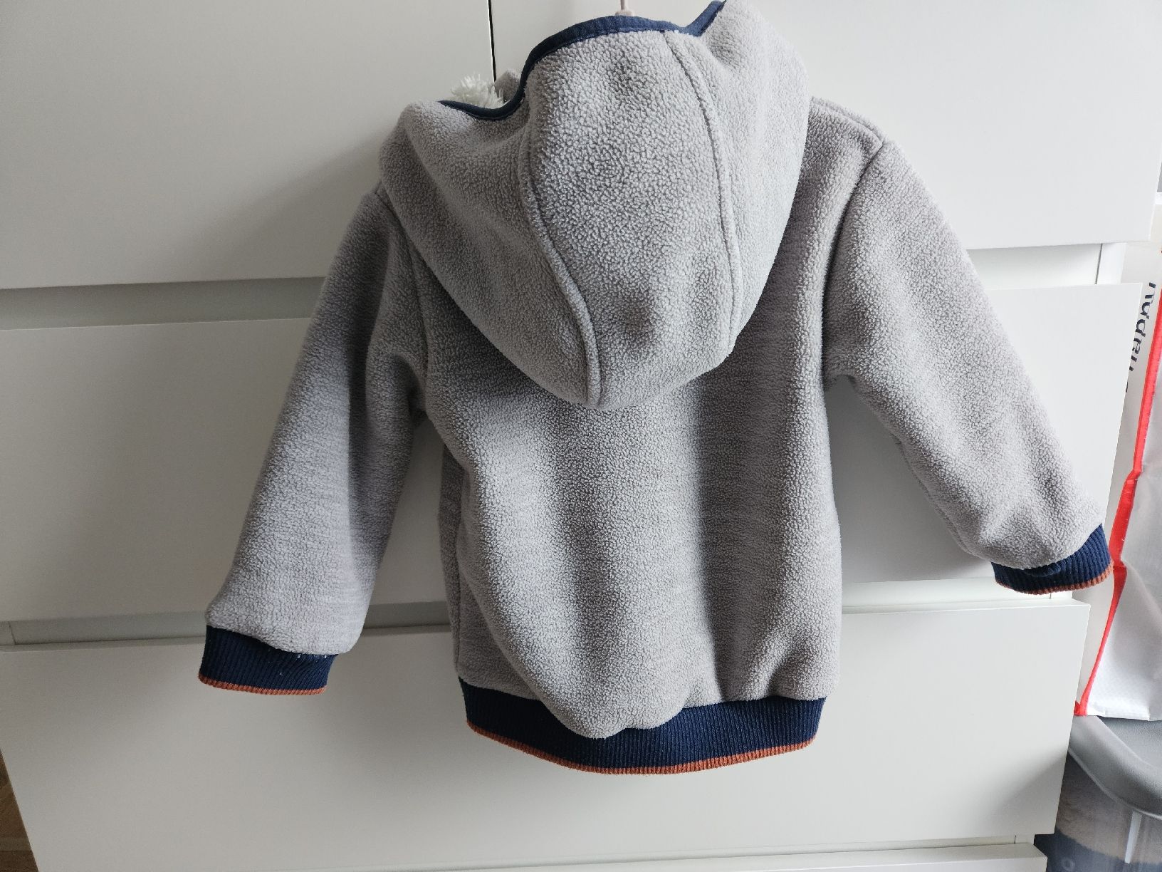 Jacken & Mäntel: Warme, kuschlige Winterjacke, Gr. 80, Grau mit Kapuze – Gebraucht aus Bern von Oloui 1