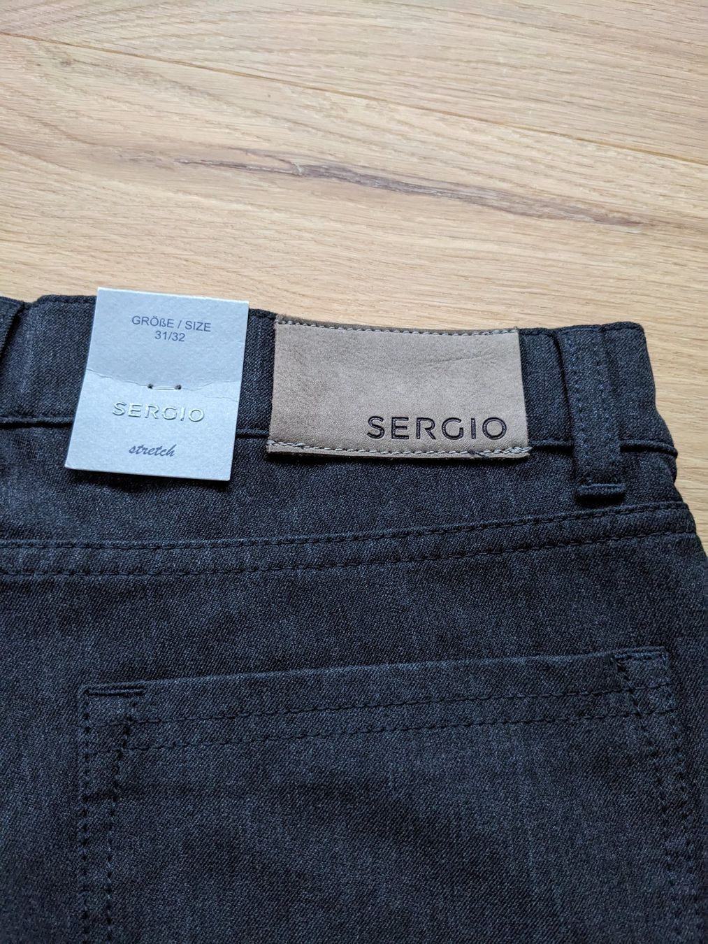 Pantaloni: Sergio Stretch Hose 31 / 32 – Nuovo e nell'imballaggio originale da Lengnau AG venduto da Nathi88 3