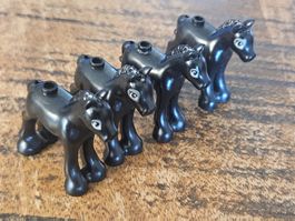 lego lot de 4 chevaux ( poulain )