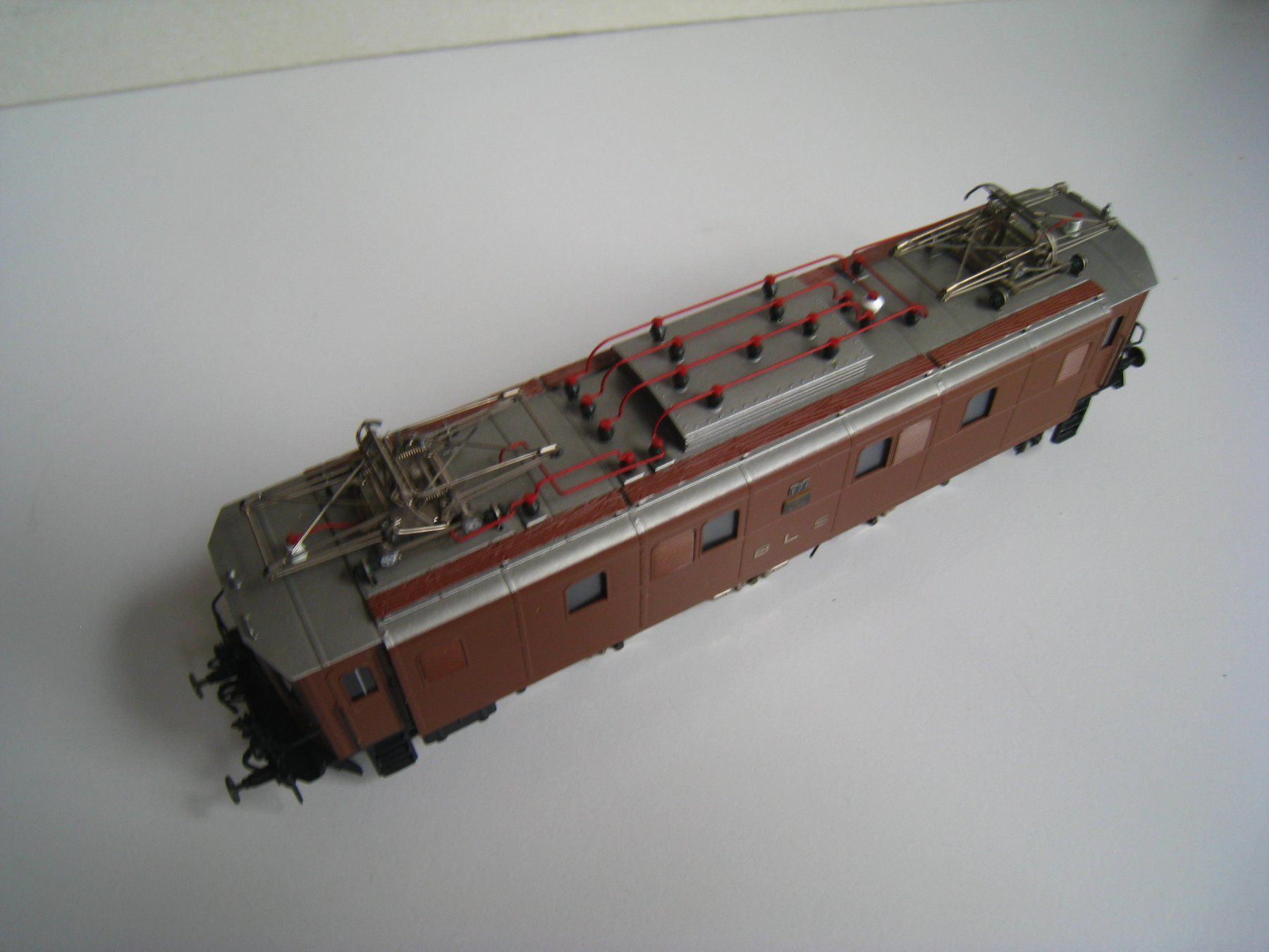 Metropolitan Modellini di ferrovie: Metrop,  Ae 5/7 171 BLS braun moderne Version,  694 – Usato da Buchs ZH venduto da swiss-train 4