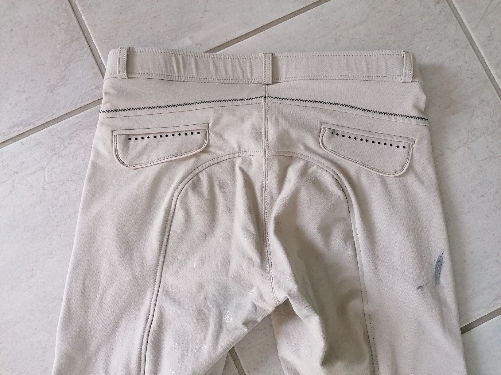 Pantaloni: 2 Paar Reithosen Grösse 40 – Usato da Lostorf venduto da Jurado 1