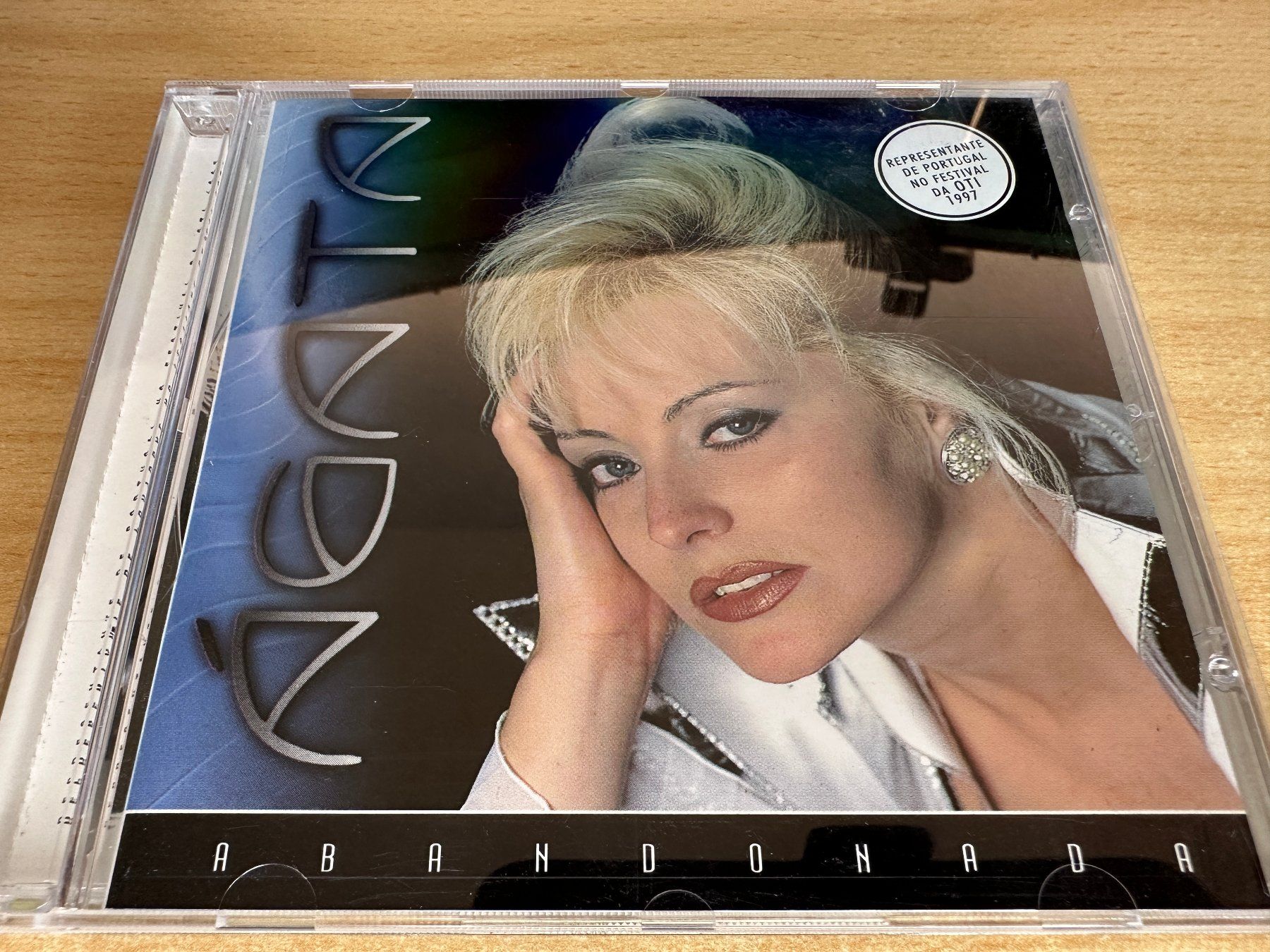CD: J0 Ágata - Abandonada – Usato da Rikon im Tösstal venduto da Alpenmutz