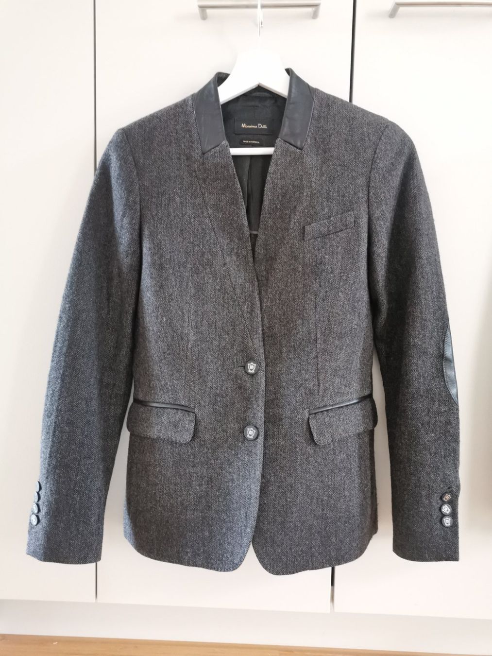 Completi & Tailleur: 3 Damenblazer, 2 Zara, 1 Massimo Dutti – Usato da Niedergösgen venduto da lil_s6k8 7