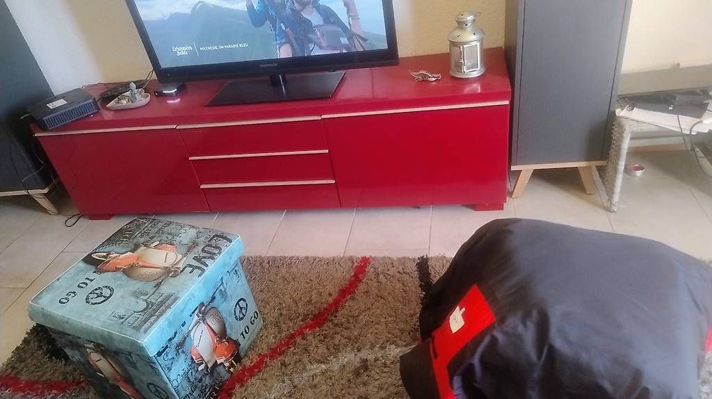 Mobili TV: Meuble tv – Usato da Fribourg venduto da Samy971