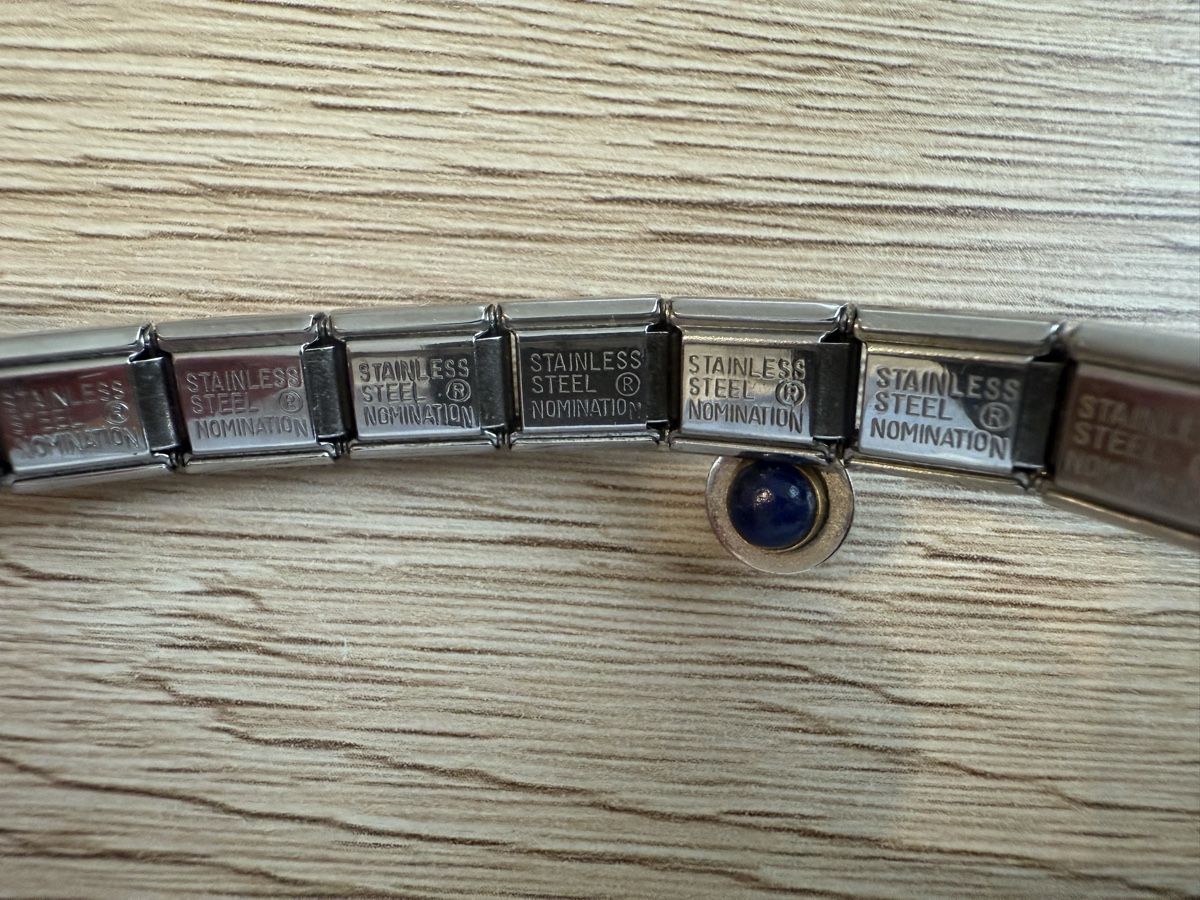 Bracciali & Braccialetti: Nomination Charm Armband mit Buchstaben & blauen Steinen – Usato da Wettingen venduto da Ni_la_lo 4