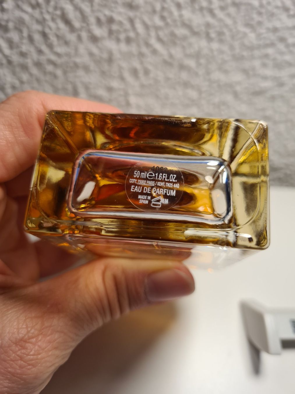 Burberry Profumi & Eau de Toilette: Burberry goddes ca 25ml edp – Usato da Oberlunkhofen venduto da Kupferhexe 2