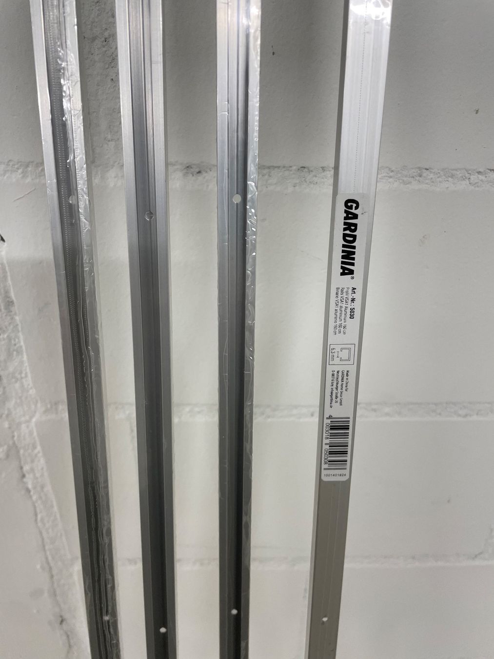 Altro per il bagno: 4x Gardinia Vorhangschiene VSA 1 – Nuovo e nell'imballaggio originale da Zürich venduto da lov_wy2n 1
