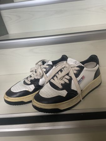 Autry Sneaker Gr. 38, schwarz/weiss