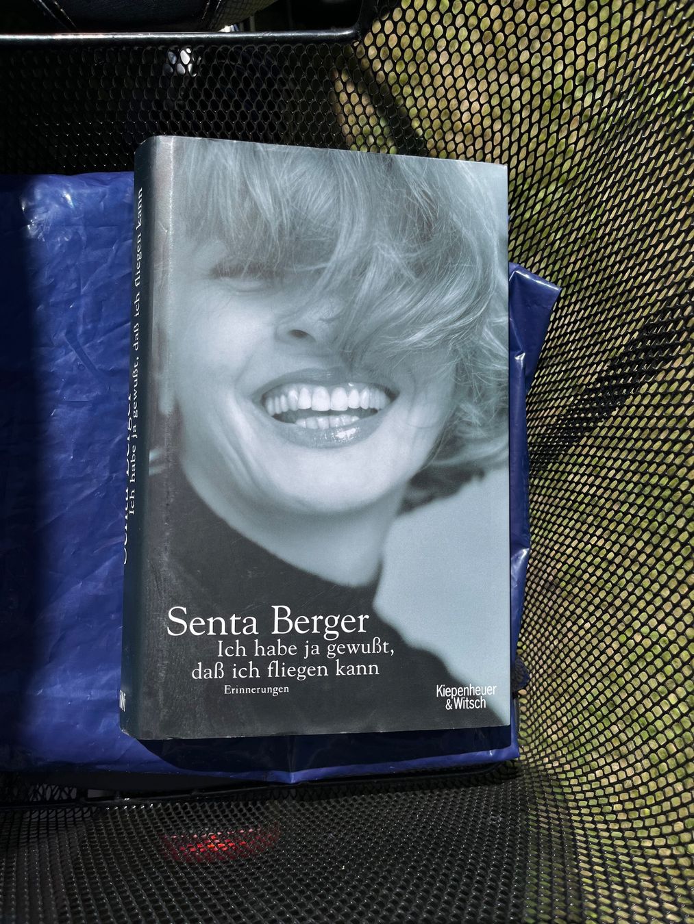 Libri: Buch von Senta Berger – Usato da Eschenbach SG venduto da Joey-Li