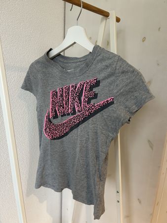 Nike T-Shirt Grösse M