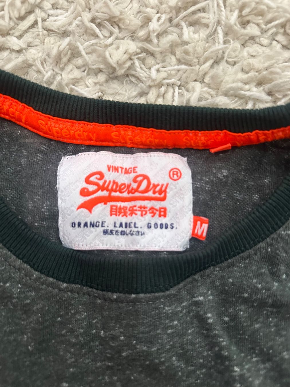 Superdry T-shirt: SuperDry T-Shirt Gr.M – Usato da Bern venduto da BrandVilla 3