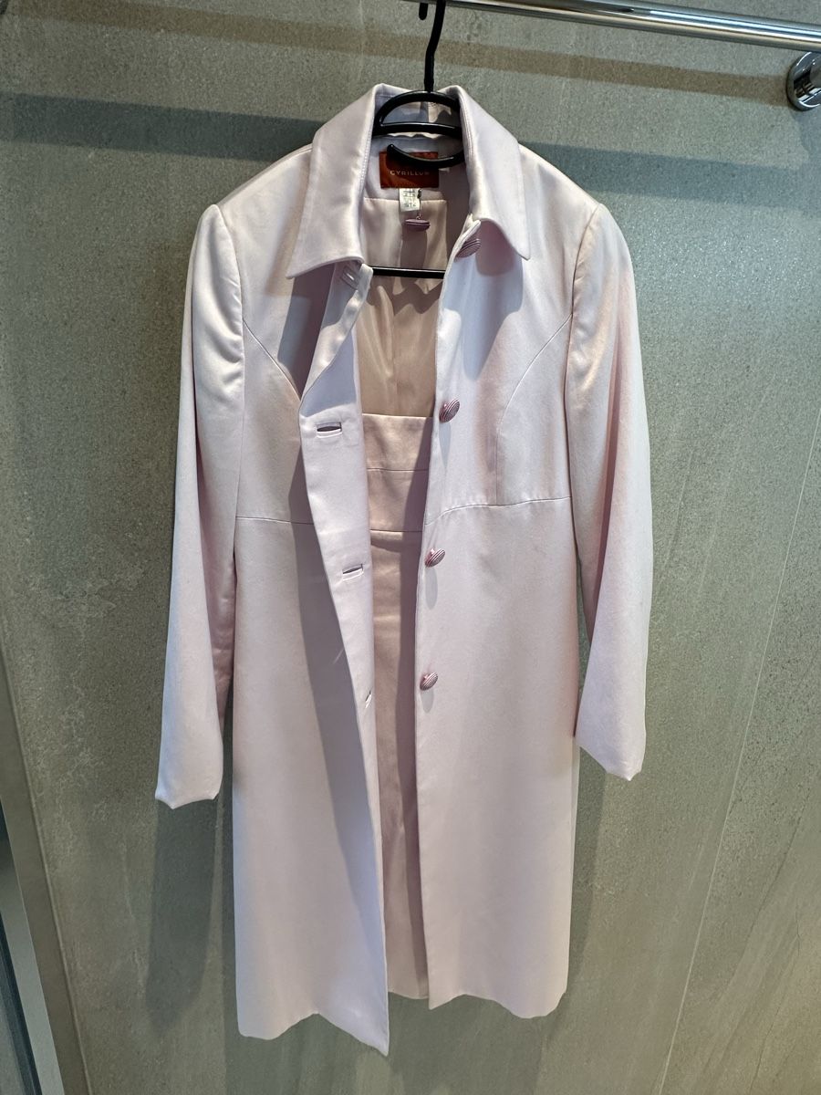 Cyrillus Vestiti: Robe de cérémonie – Usato da Muraz (Collombey) venduto da dor_hp2w