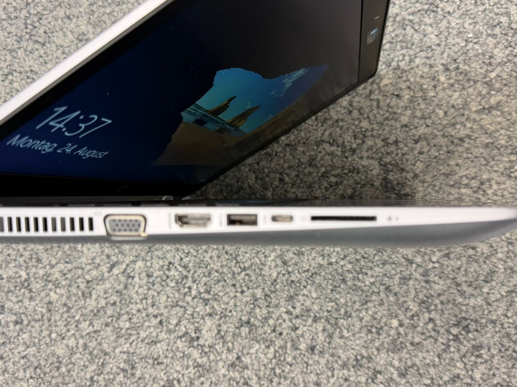 Hewlett Packard Notebook: HP ProBook 470 G4 – Usato da Spiez venduto da eag01 5