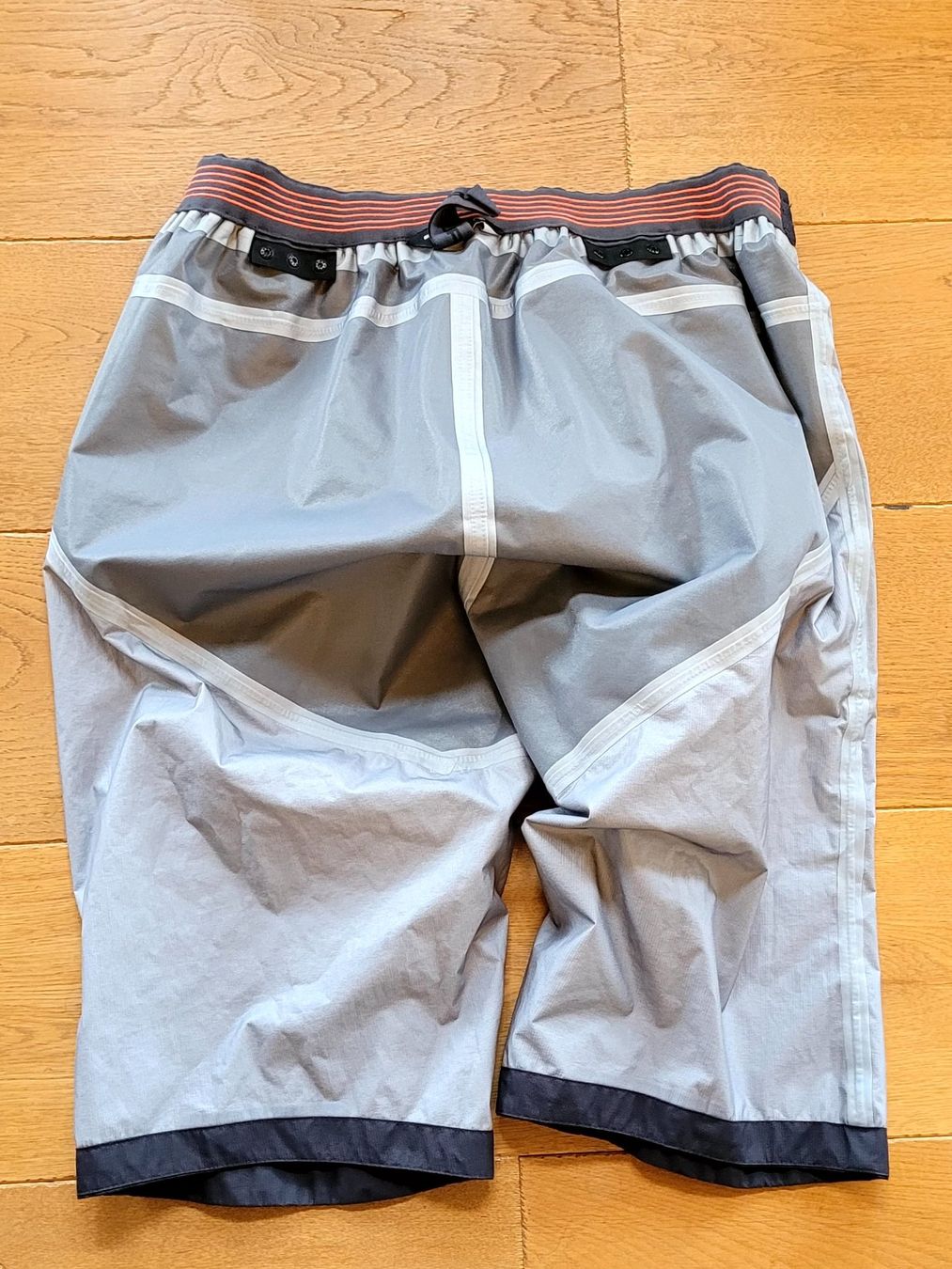 Endura Pantalons: Bike Velo Regenhose – D'occasion à brülisau par nussgipfel02 5