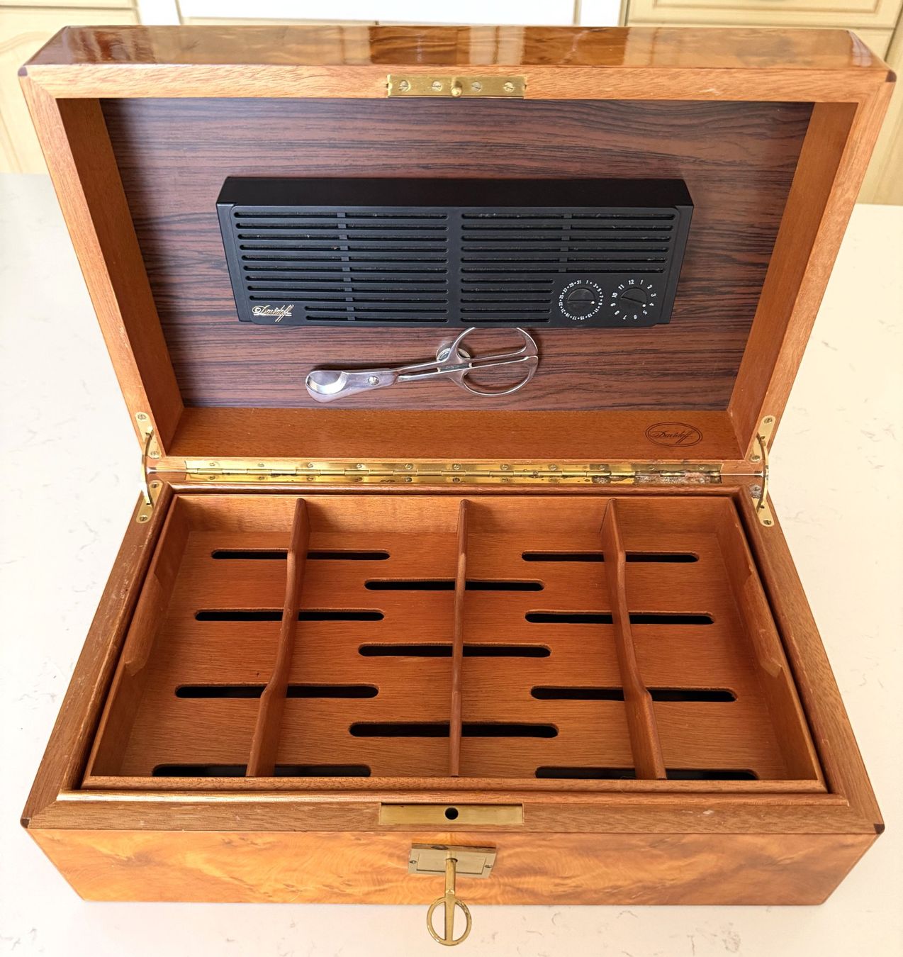 Davidoff Humidor per sigari: Humidificateur cigares Davidoff – Usato da Auboranges venduto da Mottura1963 4