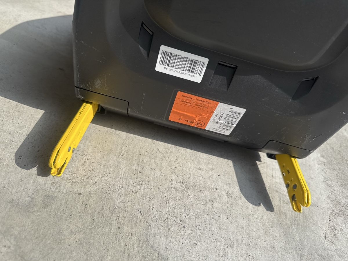 Maxi-Cosi Seggiolini per auto: Maxi-Cosi Babyschale mit Station, Isofix – Usato da Steinhausen venduto da GrosserTiger99 6