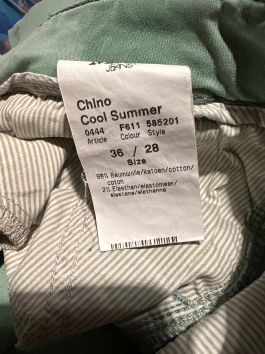 Pantaloni: MAC Chino Hose Cool Summer Gr. 36/28, hellgrün – Usato da St. Gallen venduto da mai_2lcj 2
