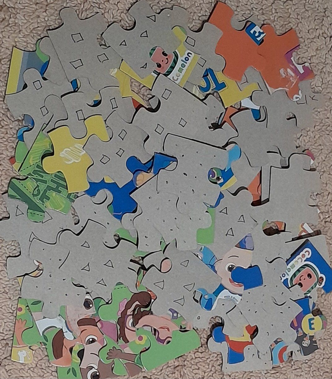 Puzzle: Cocomelon Puzzle, Orange – Usato da Zürich venduto da cole15 2