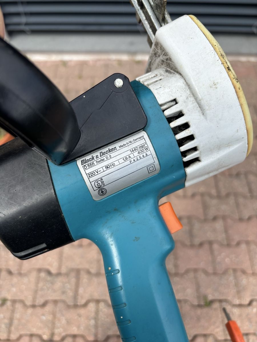 Tutti gli attrezzi: heckenschneider black and decker – Usato da Langnau am Albis venduto da CollectingCoRe 1