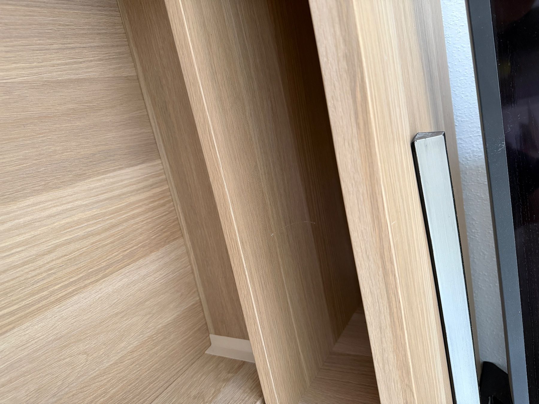 Ikea Mobili TV: IKEA TV Sideboard – Usato da Luzern venduto da AlinaParche 6