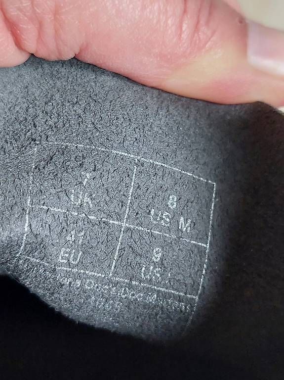 Herrenschuhe: vegane Dr. Martens Gr. 41 – Gebraucht aus Fehraltorf von MilliVanilli 1