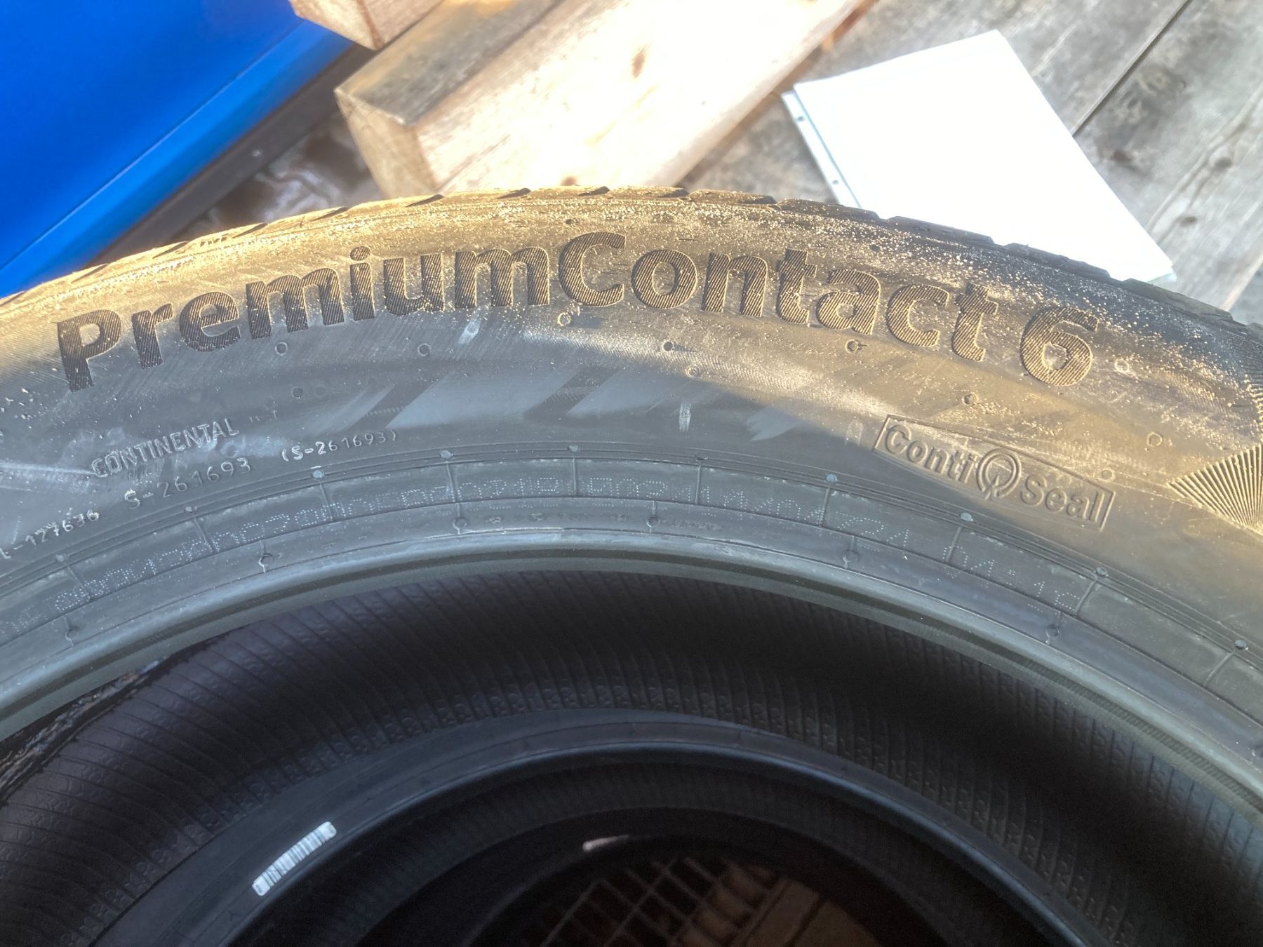 Continental Pneumatici & Ruote complete: 235/50R19 Sommerpneu Continental – Nuovo e nell'imballaggio originale da Cham venduto da WB2223 1