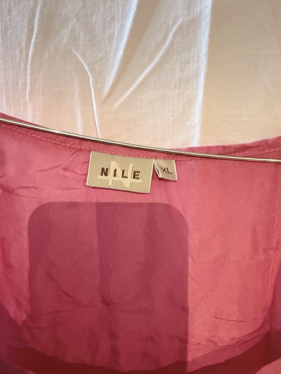 Nile Robes: NILE – D'occasion à Urnäsch par _._naomi_._ 5
