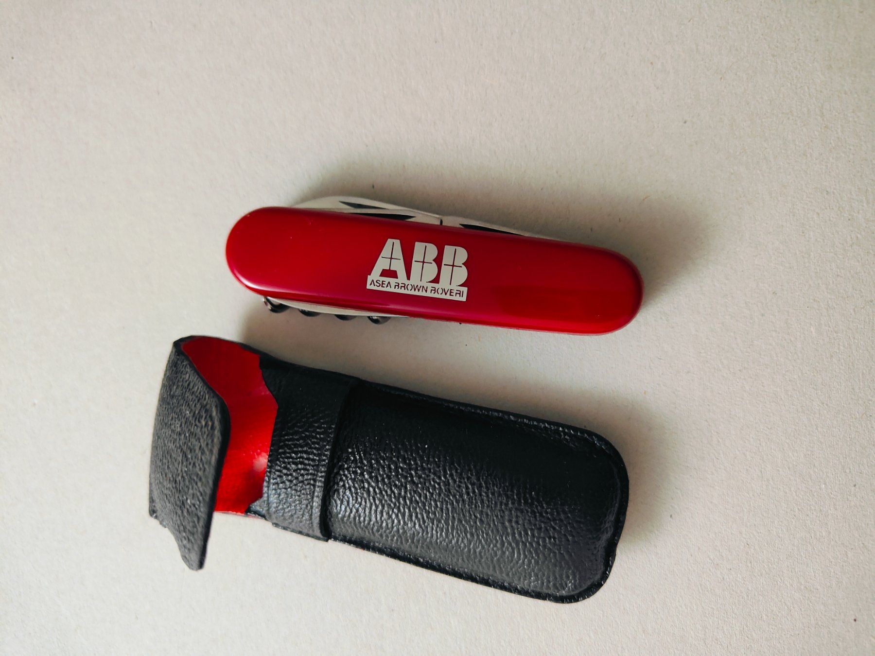 Victorinox Coltelli tascabile: Victorinox Sackmesser – Usato da Olten venduto da Mezopotamya 3