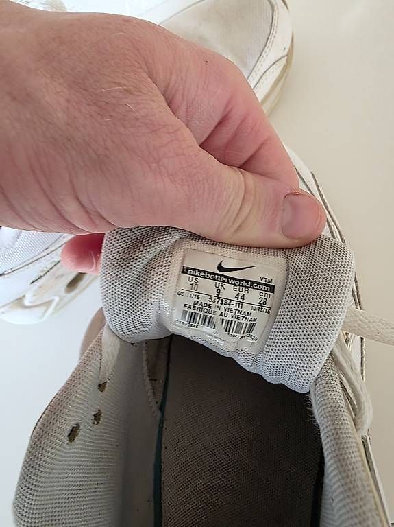 Chaussures hommes: Air max 90 blanche Taille 44  – D'occasion à Pully par fer_8lm6 4