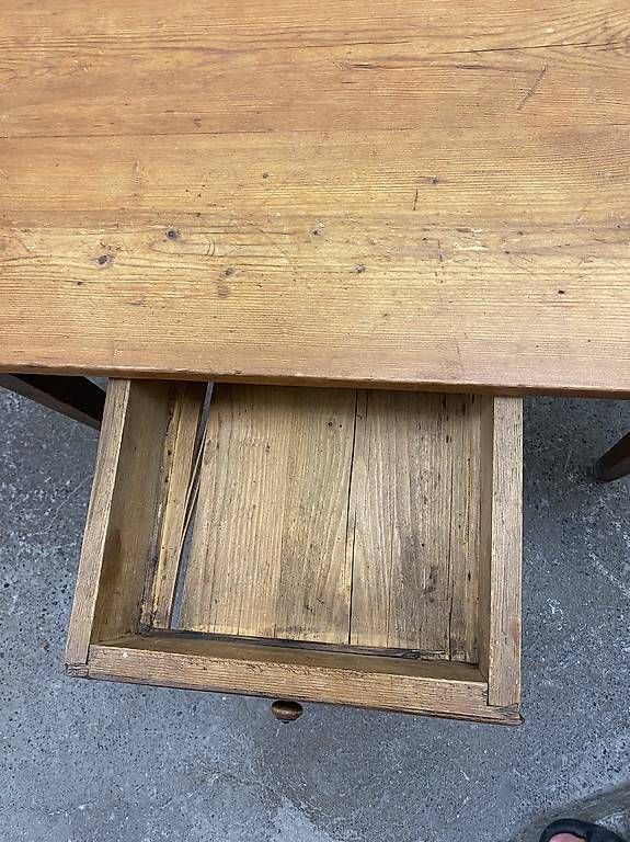 Tavoli: Holztisch mit Schublade - Vintage – Usato da Zürich venduto da H21S99 3