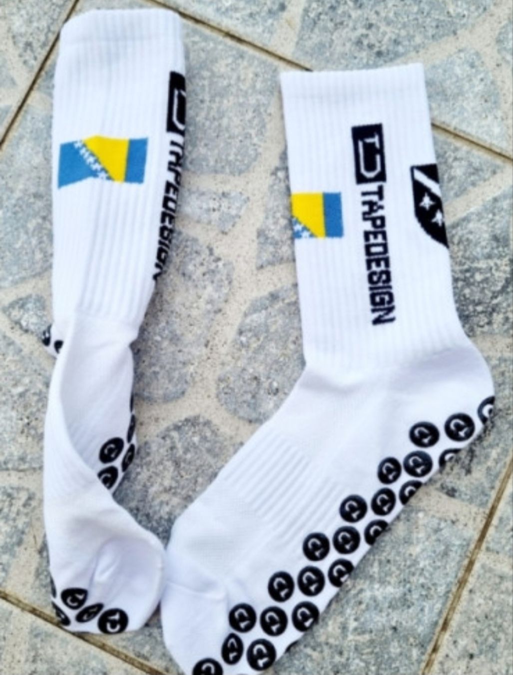 Canottiere & Pantaloni: Bosnien Fussball GRIP – Nuovo (secondo la descrizione) da Emmenbrücke venduto da TopGato 1