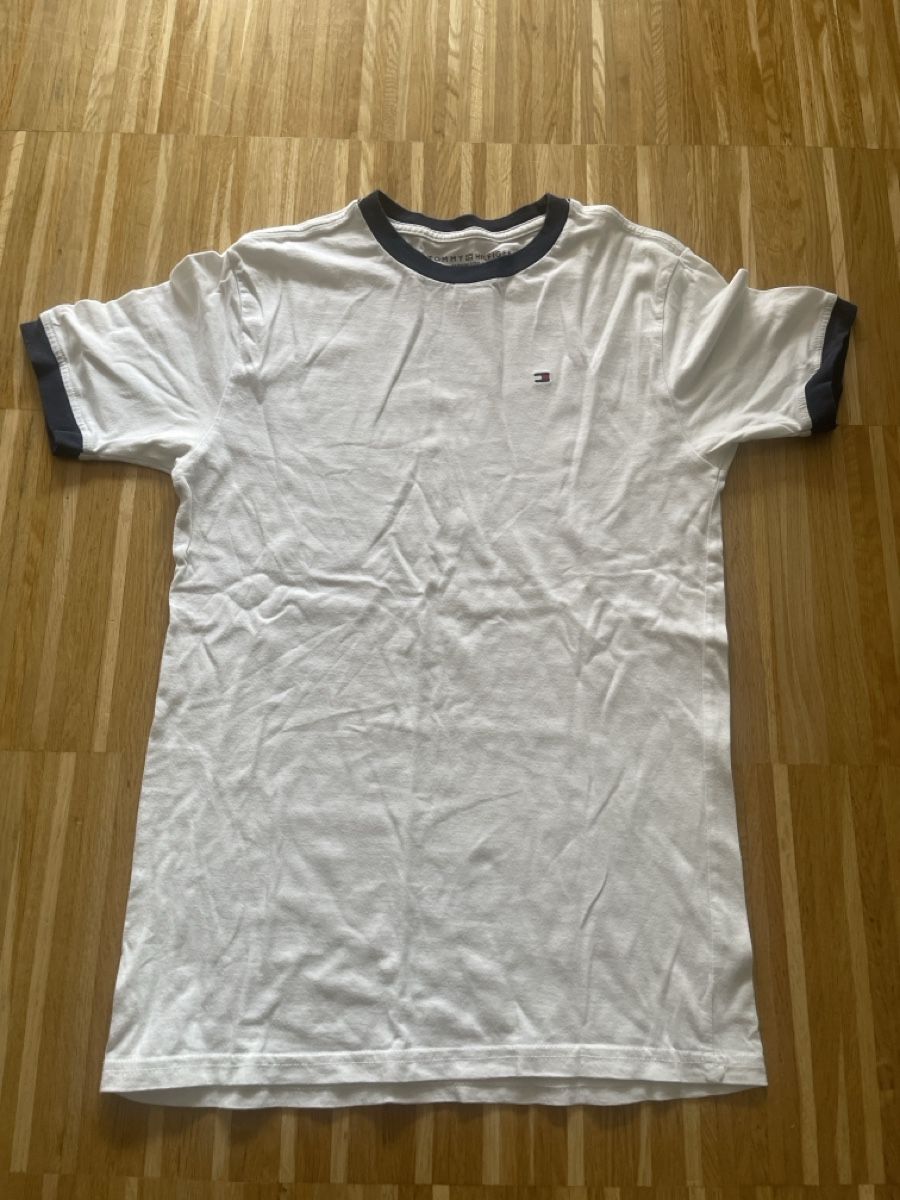 Tommy Hilfiger Camicie, T-shirt & Polo: Tommy Hilfiger T-Shirt white  – Usato da Zürich venduto da ros_jy6w