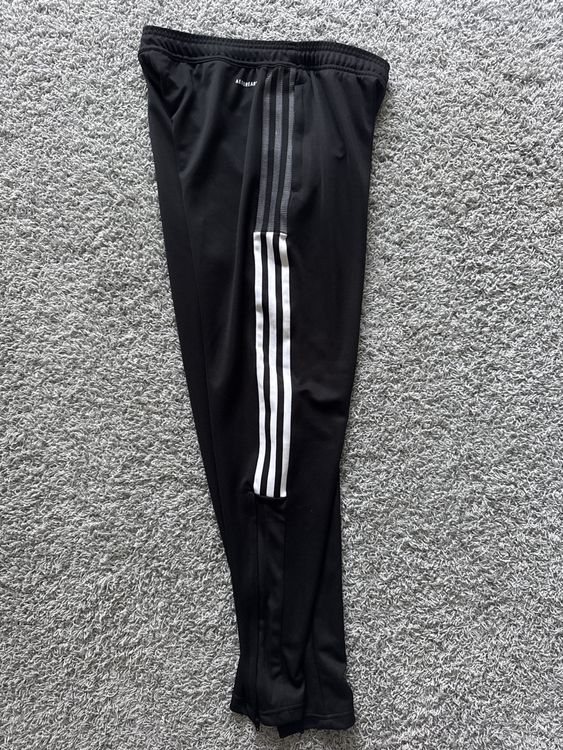 Adidas Hosen: Adidas Trainingshose, schwarz, Gr. S - Top Zustand! – Gebraucht aus Kloten von dav_anna10 4