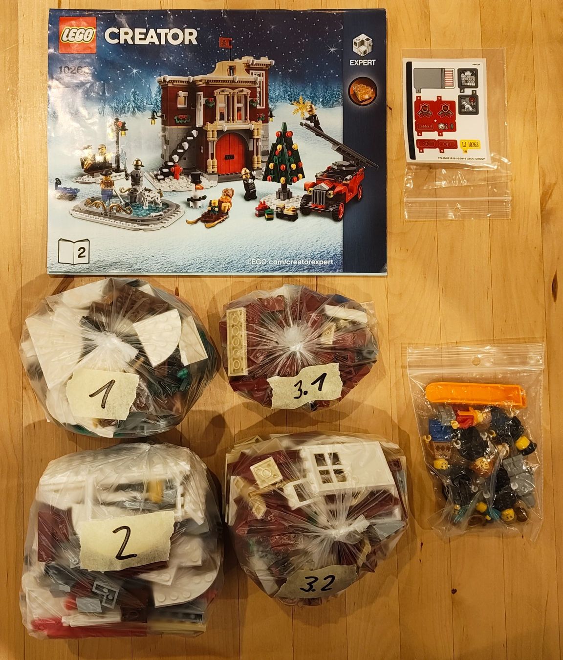 Lego Kit di costruzioni: Lego 10263 - Winterliche Feuerwache – Usato da Turgi venduto da Benaya 1