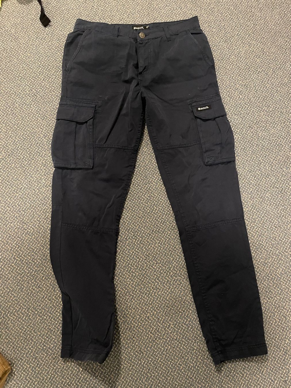 Bench Hosen: Cargohose Bench – Neu (gemäss Beschreibung) aus Ormalingen von ced.fiech