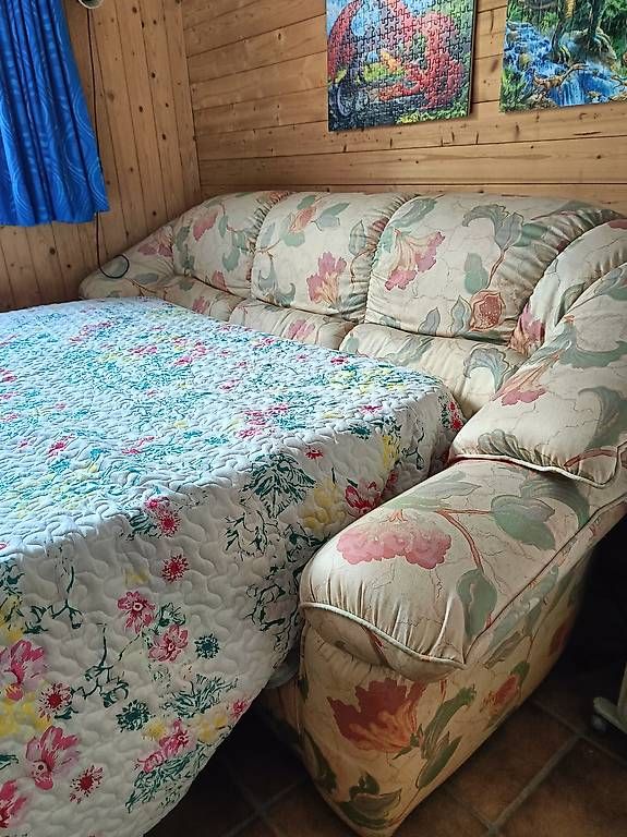 Sofas: Vintage Sofa mit Bettfunktion – Gebraucht aus Frutigen von SmartUp 1