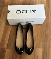 Schwarze Aldo Ballerinas (Grösse 39; ungetragen)