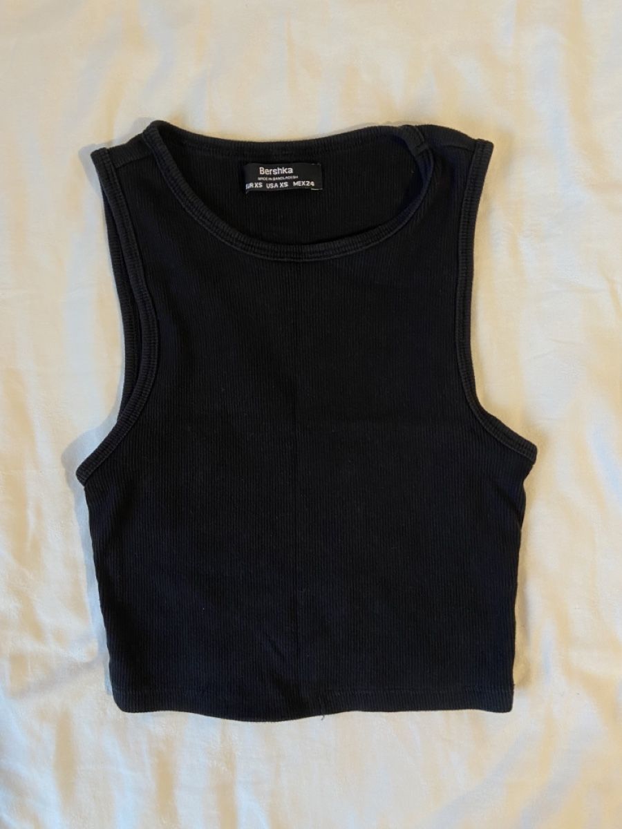 Bershka Top: Top noir Bershka – Usato da Chêne-Bougeries venduto da sor_9rzp