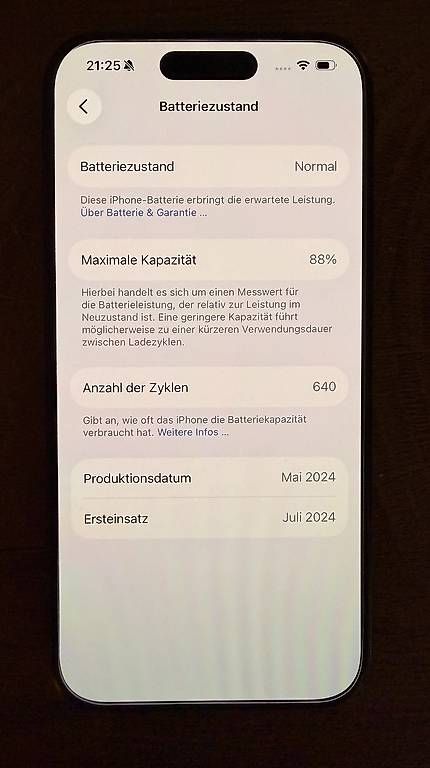 Telefoni cellulari / Smartphones: iPhone 15 Pro 256 GB – Usato da Bonstetten venduto da gab_n6fb 2