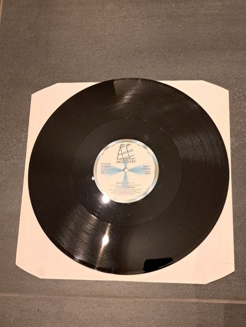Dischi in vinile: Stevie Wonder - Go Home Maxi-Single VG- / VG – Usato da Günsberg venduto da Fleder4 2