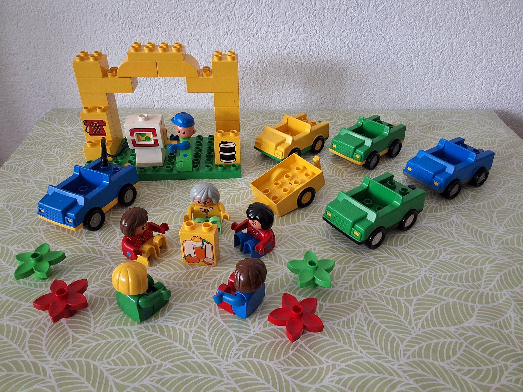 Lego Giocattoli: Lego Duplo Mädelsausflug – Usato da Liebefeld venduto da moony4blue 1
