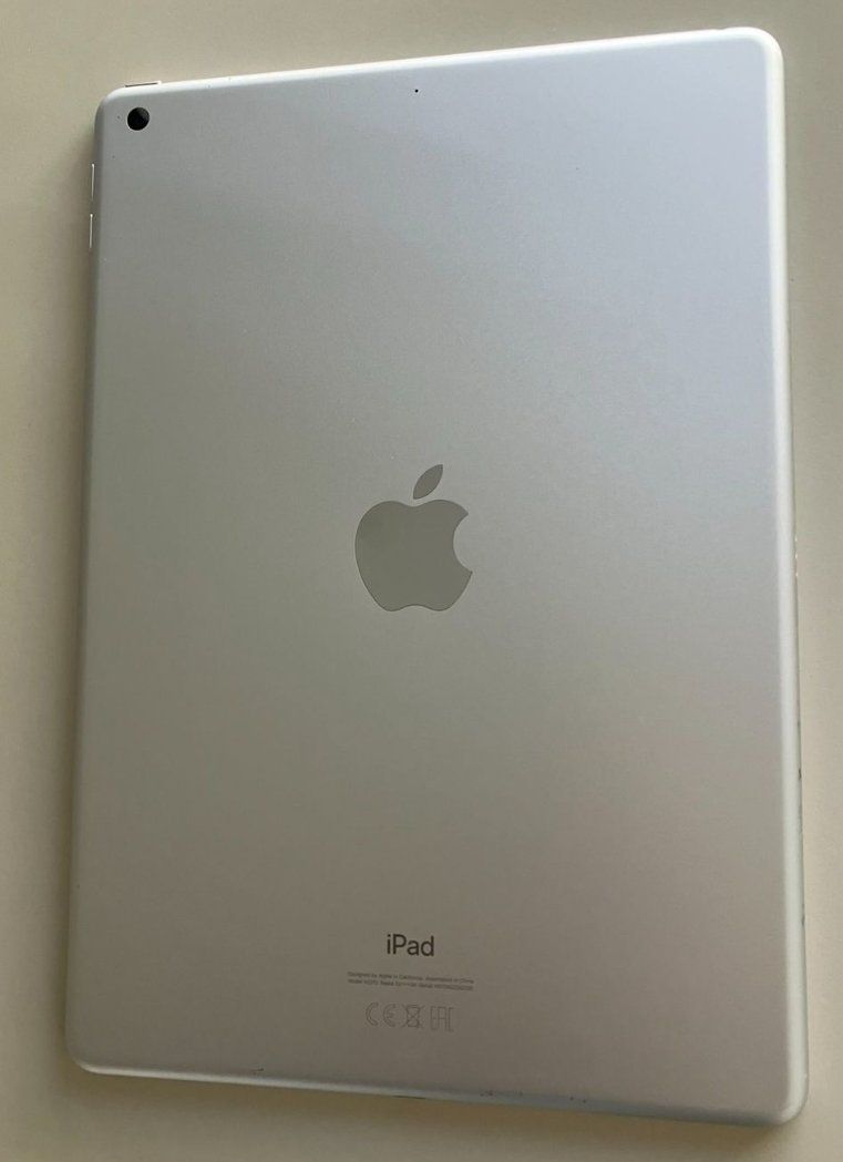 Apple Tablet PC: iPad 8.Generation WiFi / 32GB / Model A2270 – Usato da Reinach AG venduto da dia_85cv 2