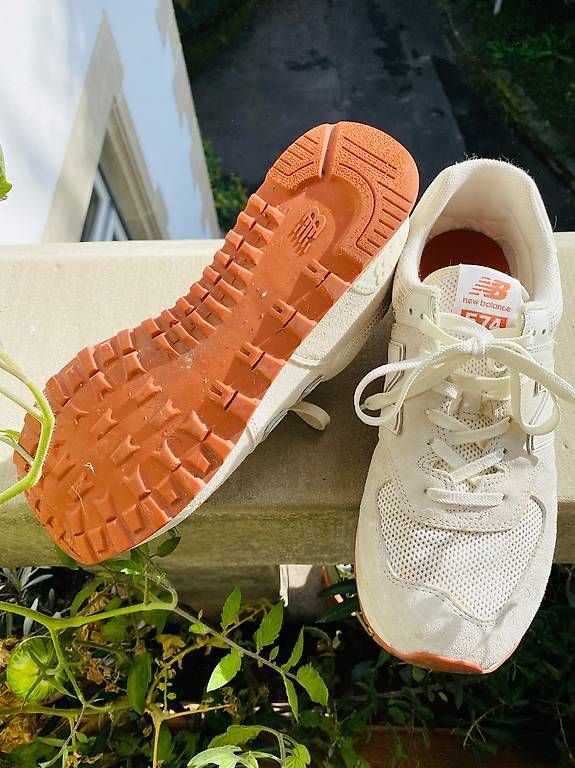 Scarpe da donna: NB Sneaker Neuwertig – Usato da Luzern venduto da elia.fellmann 2