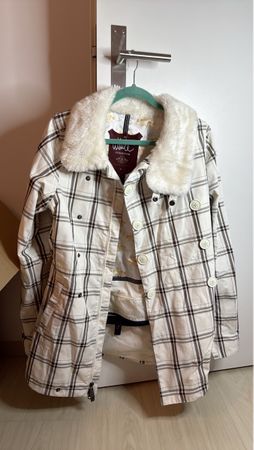 Ladies' White Plaid Winter Coat, size M - Excellent Style