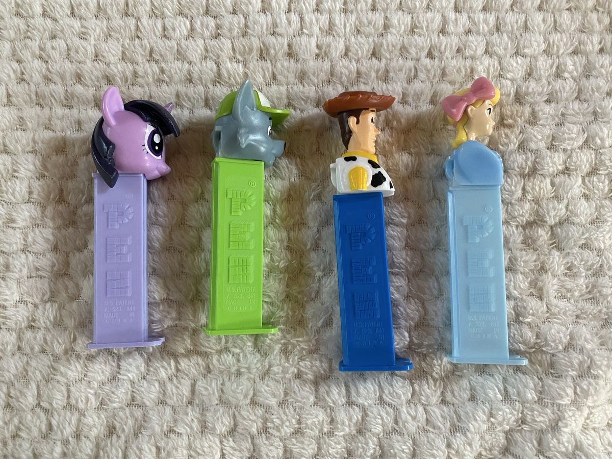 Pez Figuren: 4 PEZ Spender – Gebraucht aus Urnäsch von Triwal 1