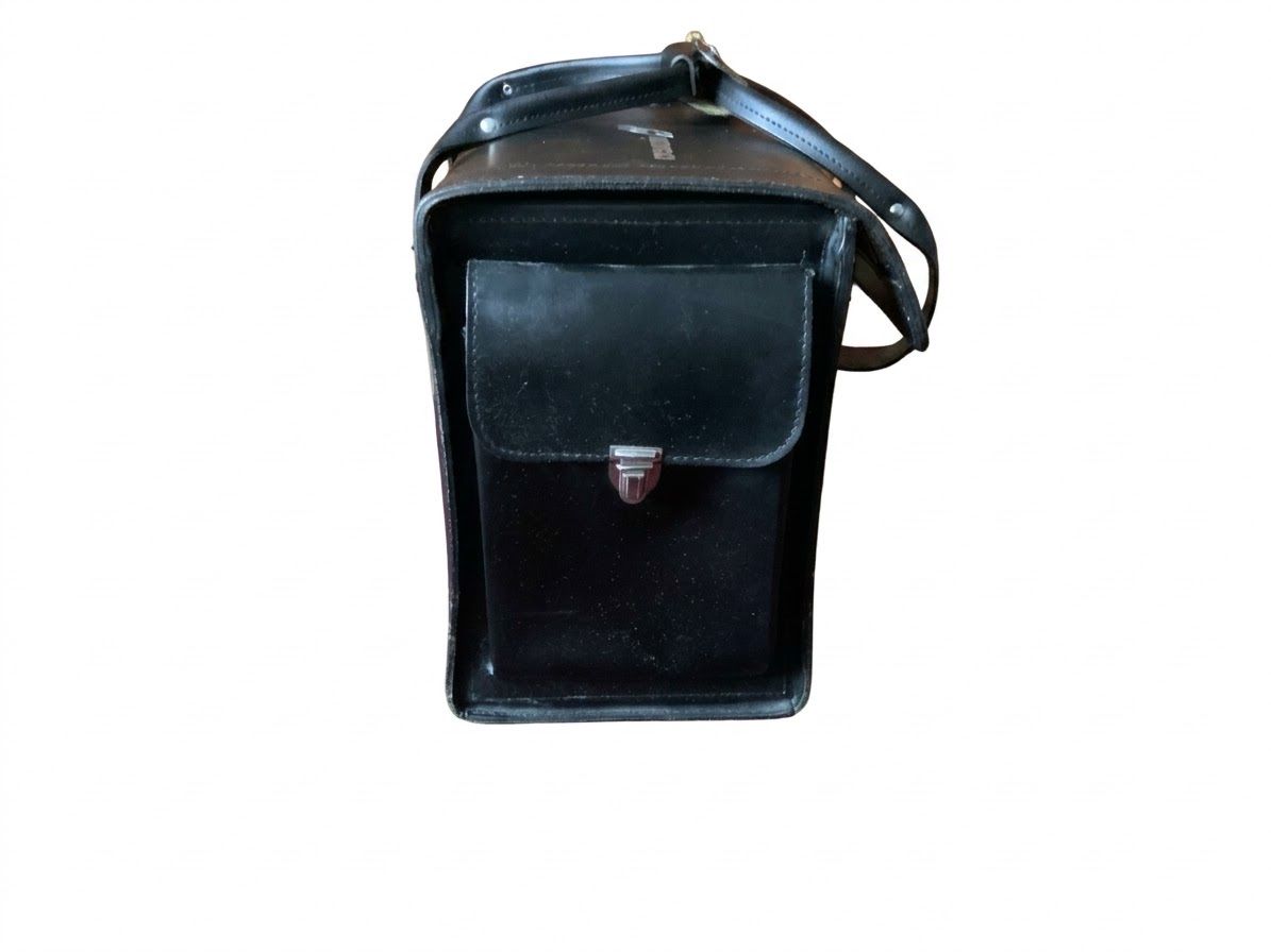 Crossair Taschen: Crossair Pilotentasche – Gebraucht aus Gipf-Oberfrick von ghe_5h7g 4