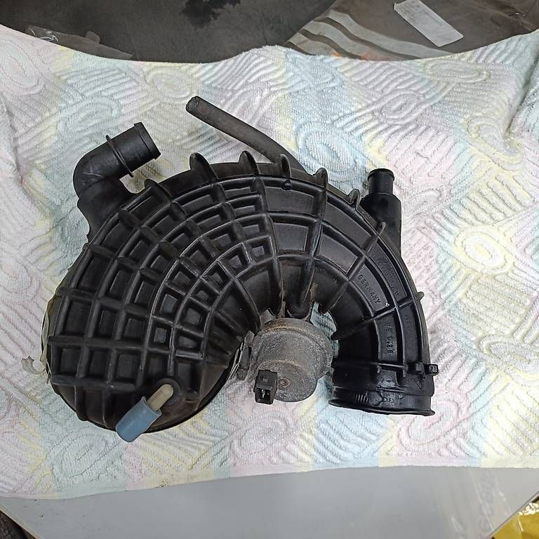 Kaffeerahmdeckel: 034133357P – Gebraucht aus Bironico von aut_v8ks 3