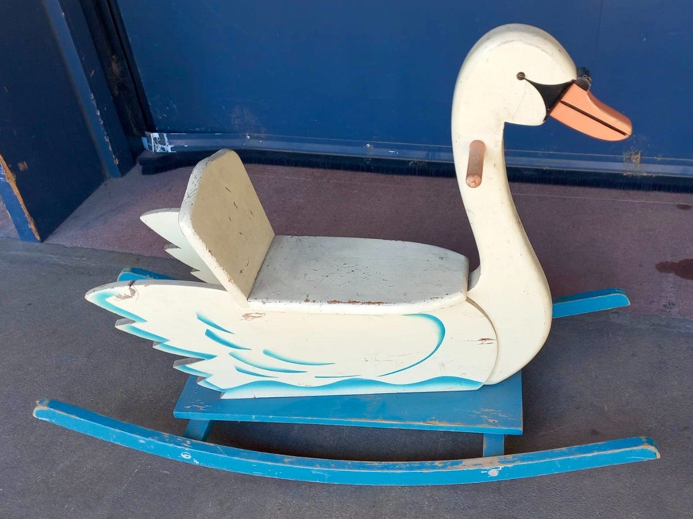 Wisa Gloria Jouets: alter Schwan Wisa-Gloria – D'occasion à Burgdorf par glasrabe01