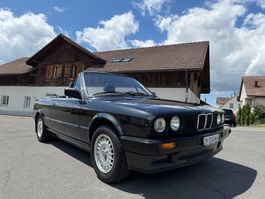 GEPFLEGTES 318i CABRIO MIT VERTERANENSTATUS