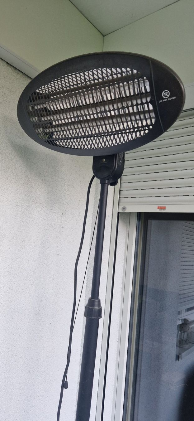 Radiatori: Heizstrahler Elektrisch – Usato da Effretikon venduto da American_Sportswear 1